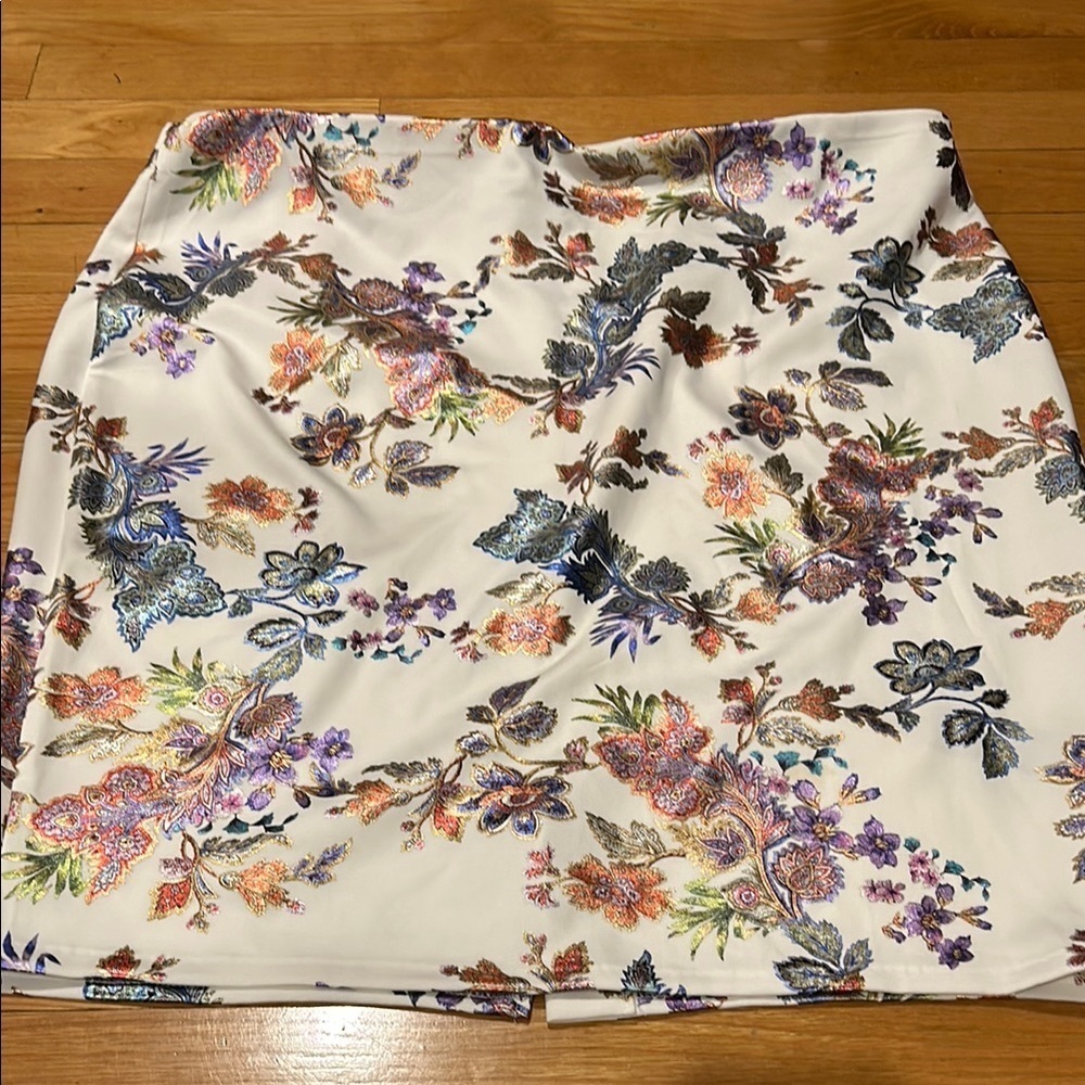 ECI new york size 3 x women skirt----NWT - Picture 1 of 3